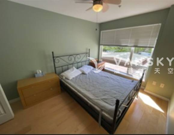 230119010339_1 bedroom.jpg